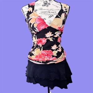 Pink and black floral woman tank